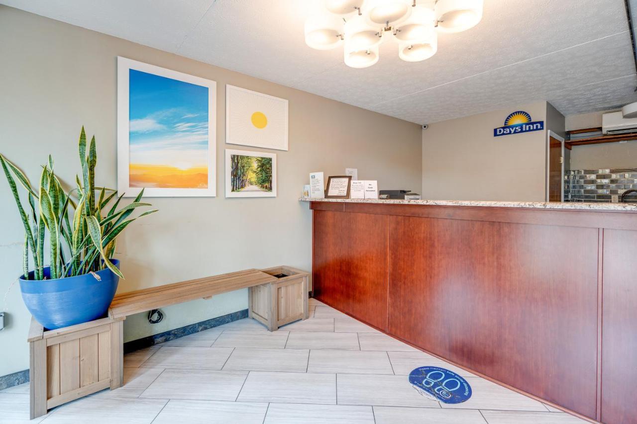Days Inn By Wyndham Nashville Saint Thomas West Hospital Dış mekan fotoğraf